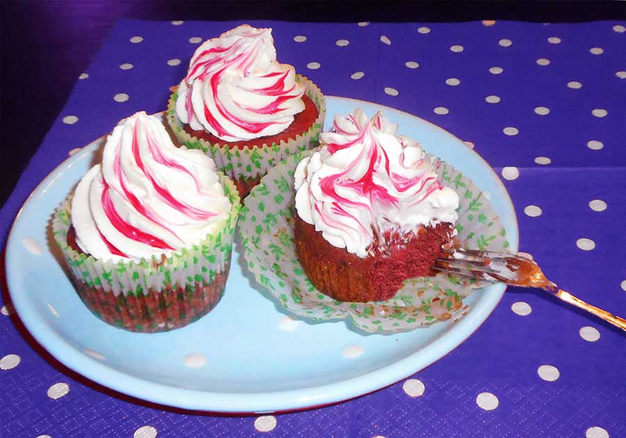 Vörös bársony (red velvet) cupcake